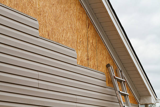 24/7 Emergency Siding Repair experts in Blanchester, OH
